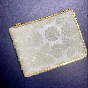 NWT 1940’s FELD BEADED PEARL GOLD TRIM WALLET